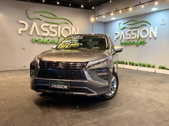 MITSUBISHI ECLIPSE CROSS 1.5 MIVEC TURBO GASOLINA RUSH CVT MITSUBISHI ECLIPSE CROSS 1.5 MIVEC TURBO GASOLINA RUSH CVT